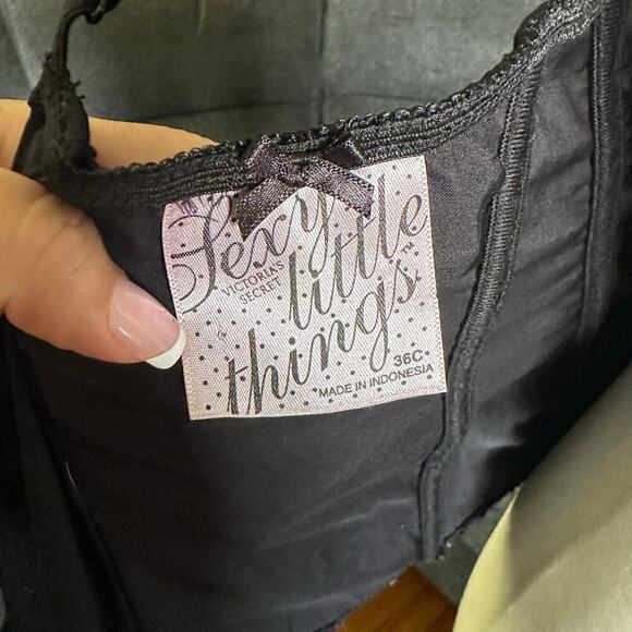 Vintage sexy little thing Victoria's Secret black corset sz 36c - Picture 4 of 4